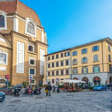 Lorenzo De' Medici Family Home Florence Exterior photo