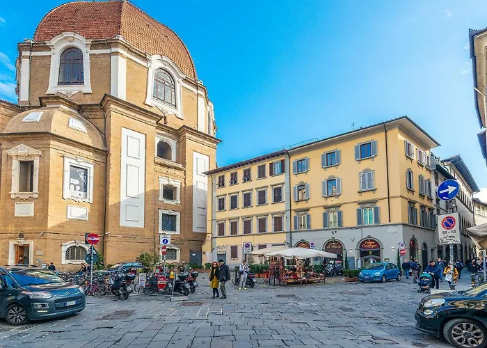 Lorenzo De\' Medici Family Home