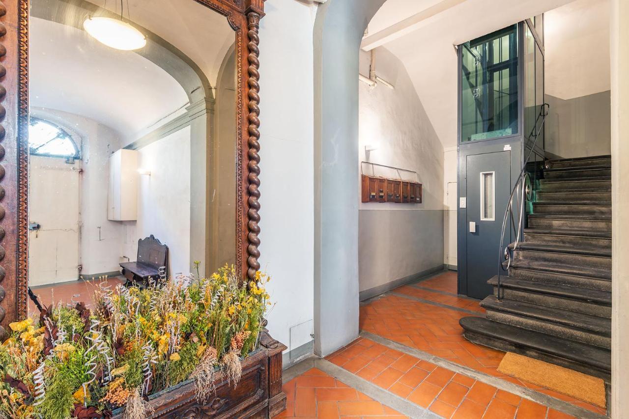 Lorenzo De' Medici Family Appartement *